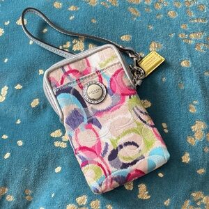 Coach Poppy Signature Ikat wristlet